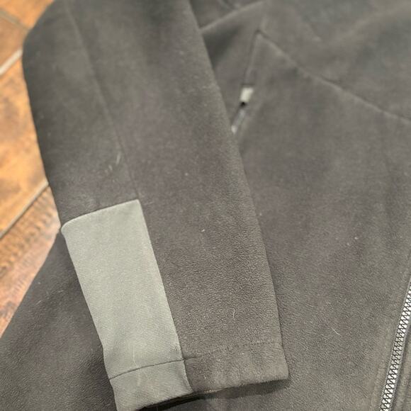 The North Face Black and Gray Men's Performance Jacket | M - Picture 7 of 11